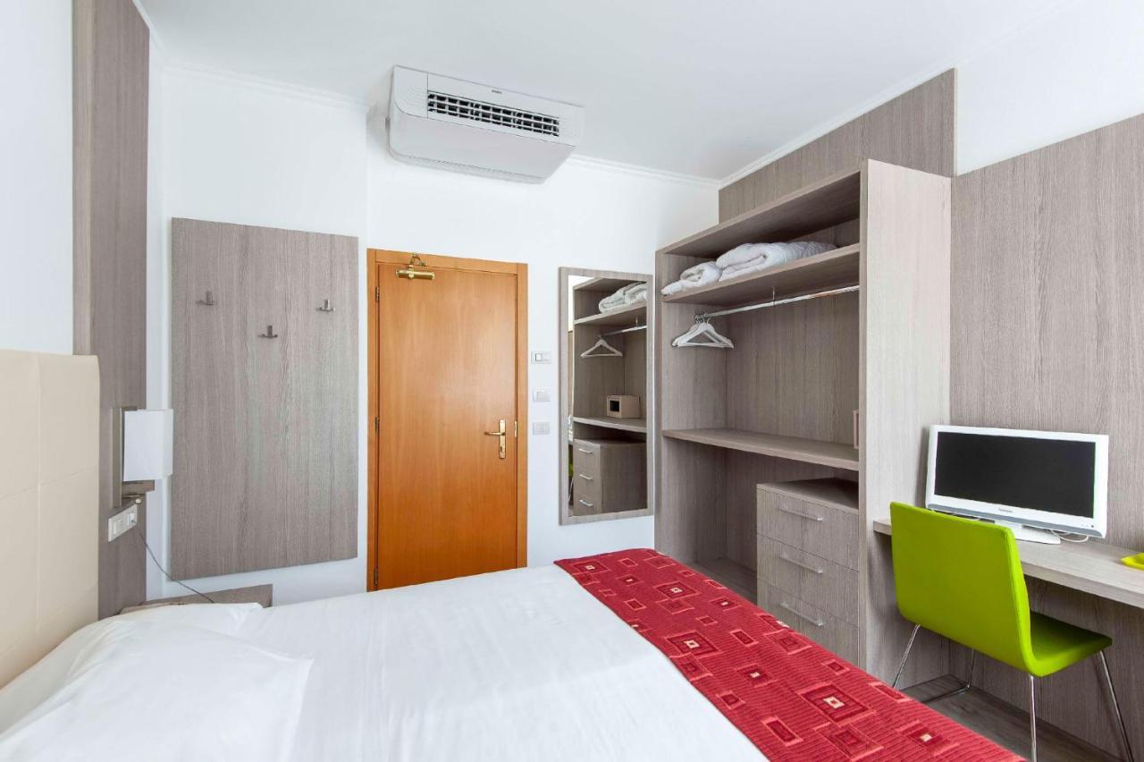 Hotel Venezia Ρίβα ντελ Γκάρντα Εξωτερικό φωτογραφία