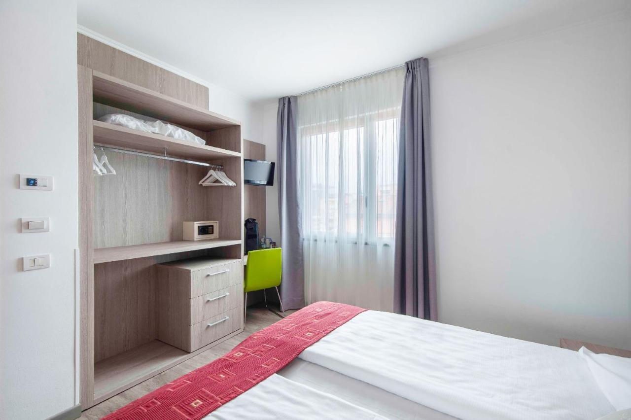 Hotel Venezia Ρίβα ντελ Γκάρντα Εξωτερικό φωτογραφία