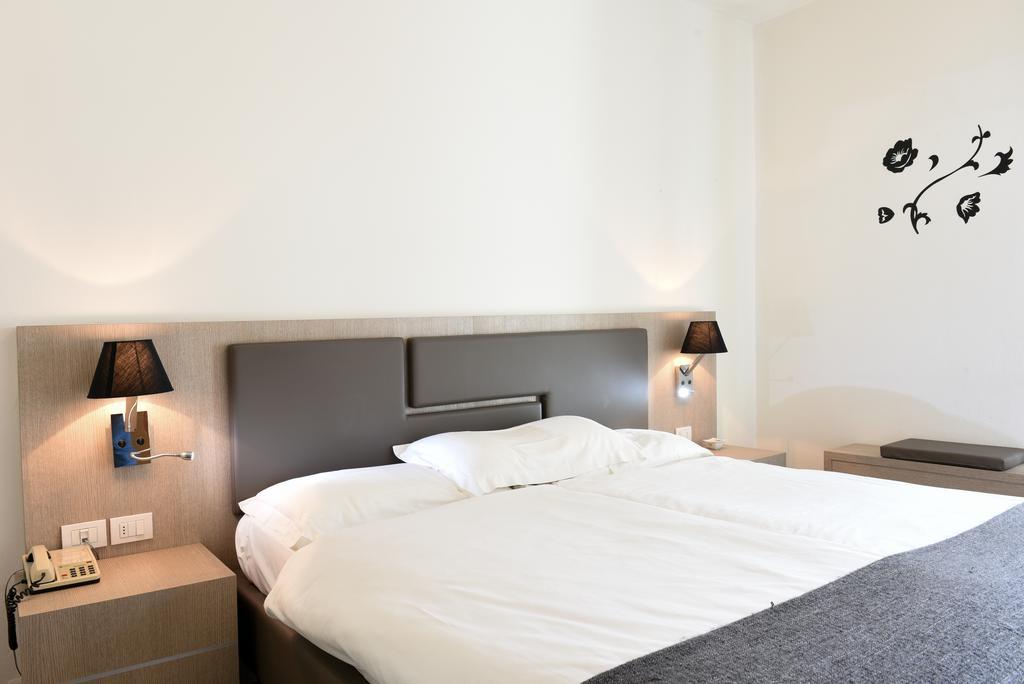 Hotel Venezia Ρίβα ντελ Γκάρντα Εξωτερικό φωτογραφία