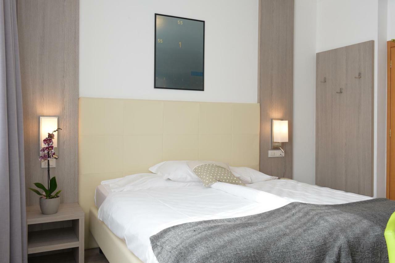 Hotel Venezia Ρίβα ντελ Γκάρντα Εξωτερικό φωτογραφία