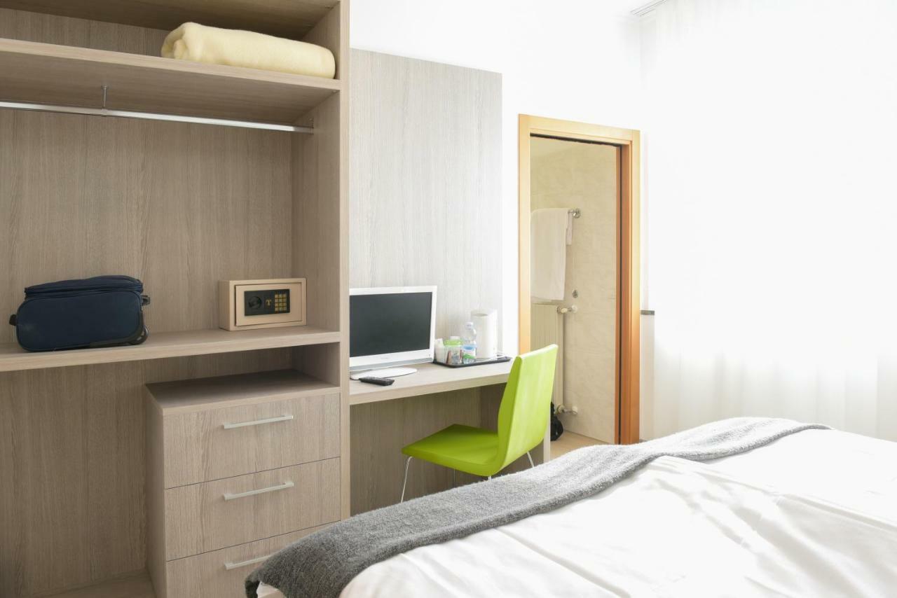 Hotel Venezia Ρίβα ντελ Γκάρντα Εξωτερικό φωτογραφία