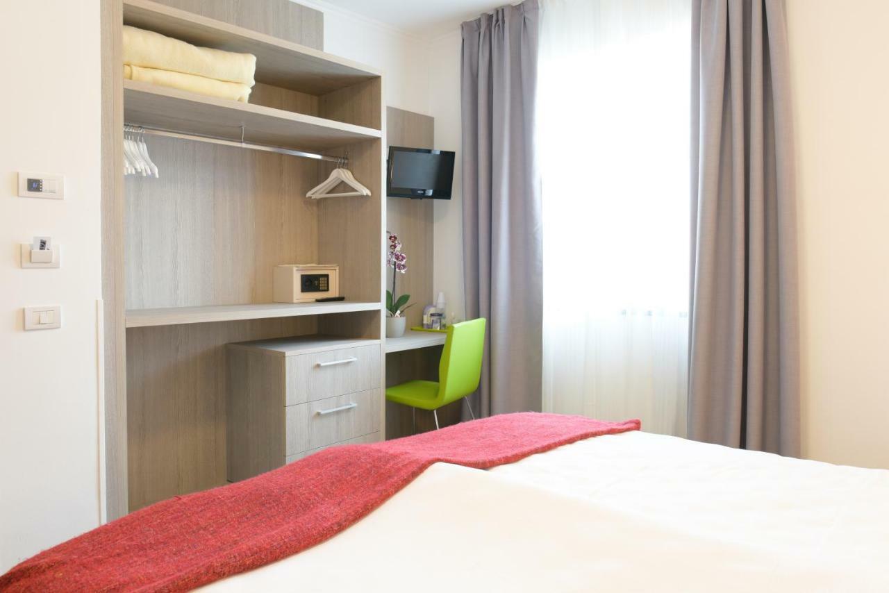 Hotel Venezia Ρίβα ντελ Γκάρντα Εξωτερικό φωτογραφία